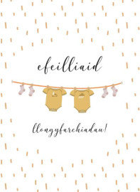 Efeilliaid - Dillad / Twins - Clothes